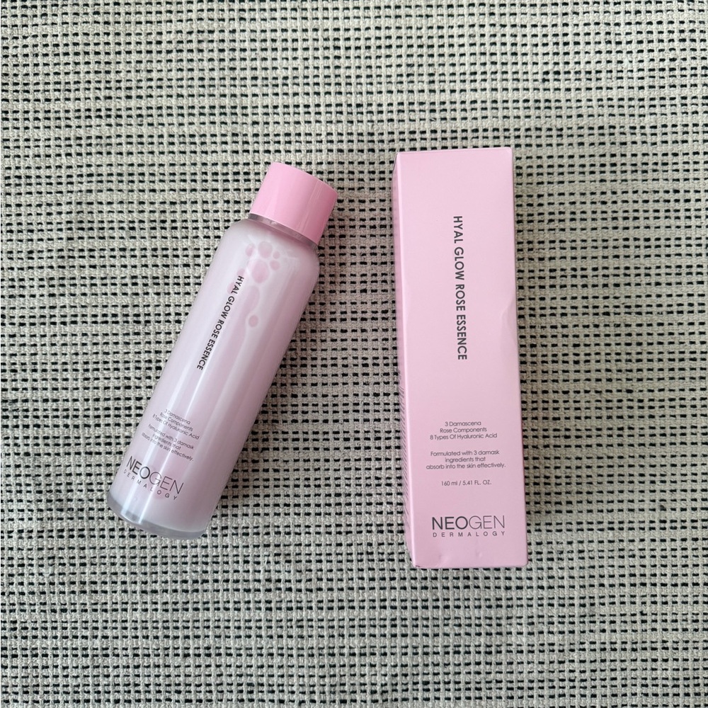 Neogen Dermalogy Hyal Glow Rose Essence Toner